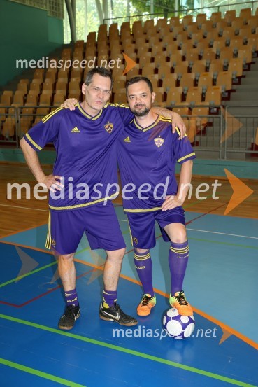  Tine Murn, novinar, Radio City;  Sandi Križanič, glasbeni urednik, Radio CityŠ'te miške vs. Pohano United, nogometni dvoboj Radia City