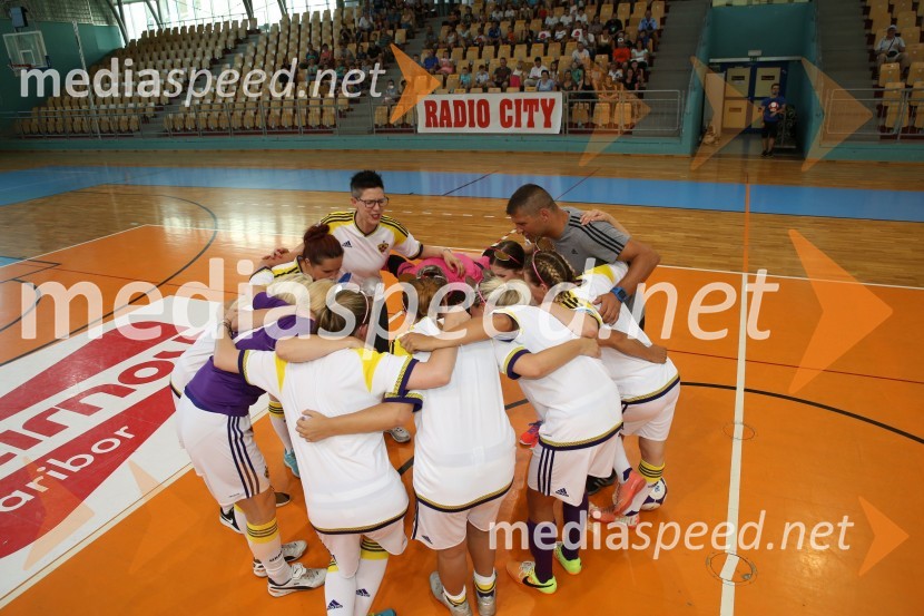 Ekipa Š'te miškeŠ'te miške vs. Pohano United, nogometni dvoboj Radia City