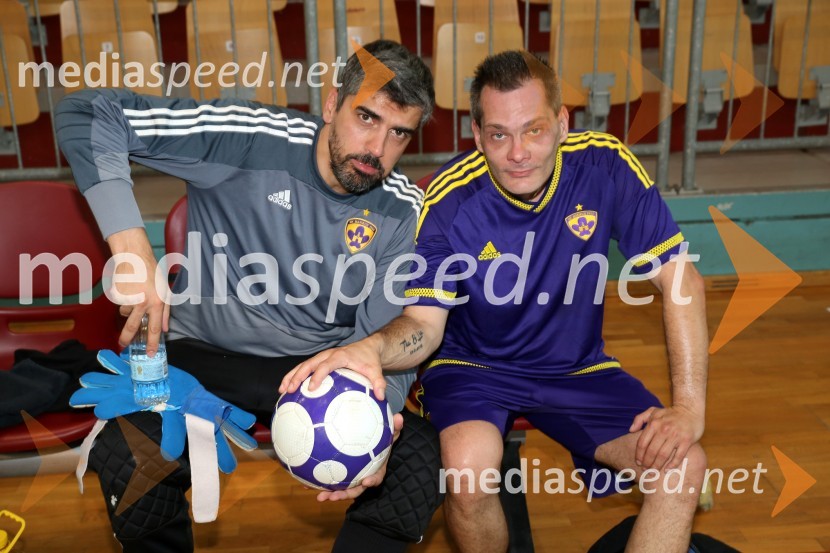  Bor Greiner, odgovorni urednik, Radio City;  ... Š'te miške vs. Pohano United, nogometni dvoboj Radia City
