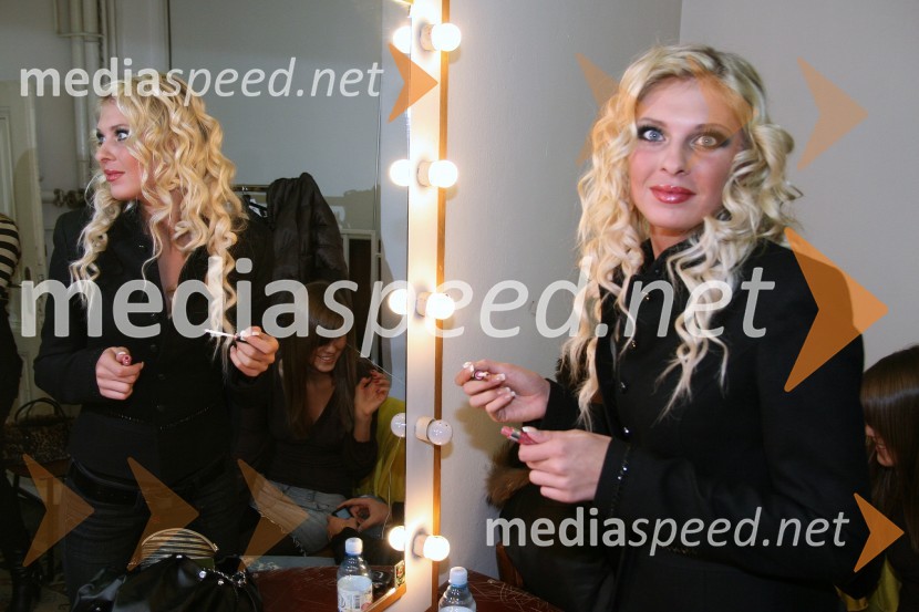 Tjaša Vezjak, manekenkaModna revija Modni vulkan