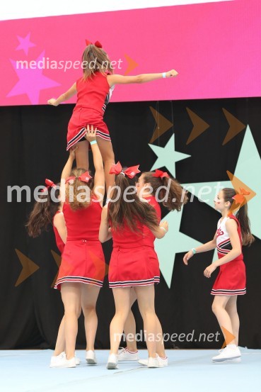 Redz Cheer