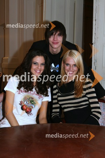 Sabina Remar, Miss Universe Slovenije 2004, Jan Ternjak, maneken in Nina Kohne, manekenkaModna revija Modni vulkan