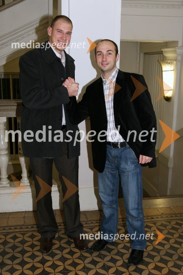 Matej Prelog, veslač in Gregor Zafošnik, državni reprezentant v namiznem tenisuModna revija Modni vulkan