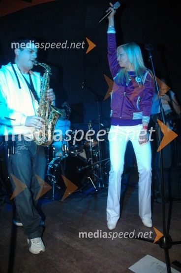 Skupina LeeloojamaisMTV Fusion party