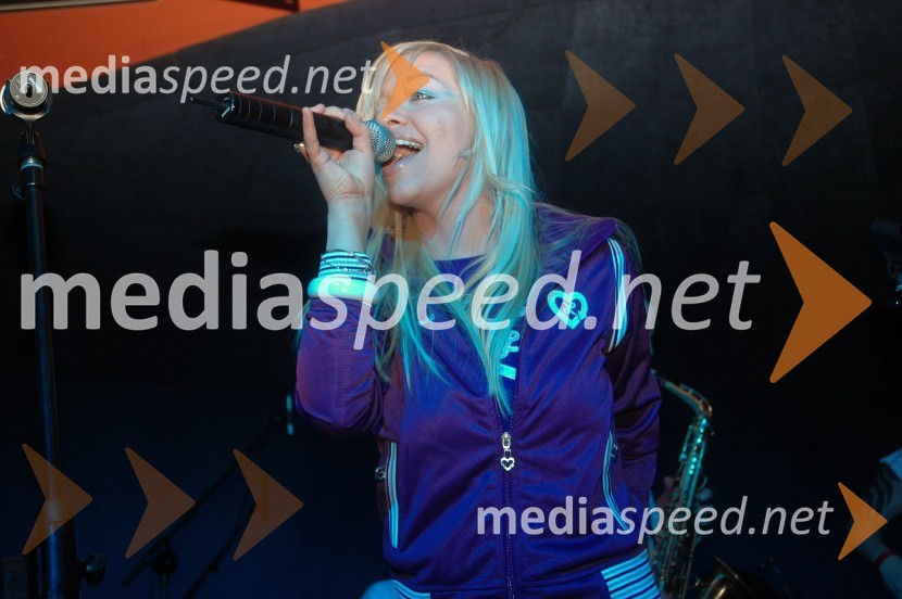 Kristina Zadnikar, pevka skupine LeeloojamaisMTV Fusion party