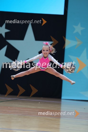 DAISY VERZAKOVA - TSYMBALIUK