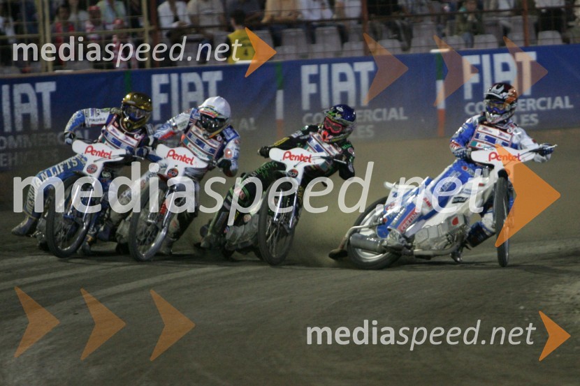 Hans Andersen, Danska; Jason Crump, Avstralija; Scott Nicholls, Velika Britanija in Tomasz Gollob, PoljskaSPEEDWAY, Speedway Grand Prix - VN Poljske 2005 dirka