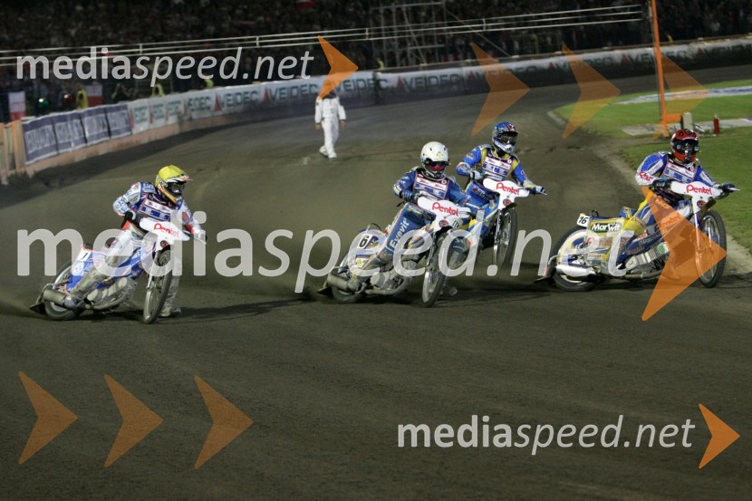 Jason Crump, Avstralija; Tomasz Gollob, Poljska; Andreas Jonsson, Švedska in Piotr Protasiewicz, PoljskaSPEEDWAY, Speedway Grand Prix - VN Poljske 2005 dirka
