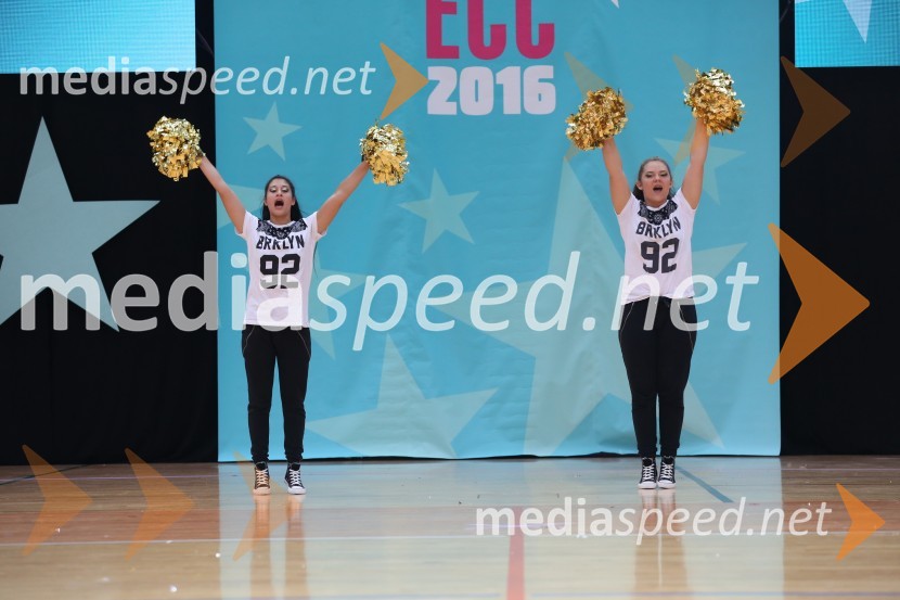 NUGGETS, Sandy and Lisa