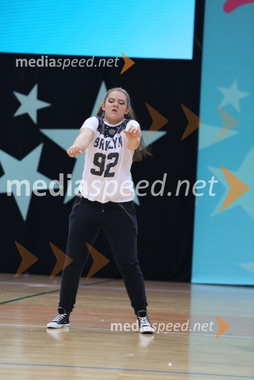 NUGGETS, Sandy and Lisa