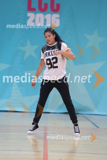 NUGGETS, Sandy and Lisa