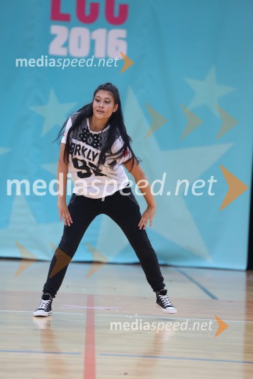 NUGGETS, Sandy and Lisa