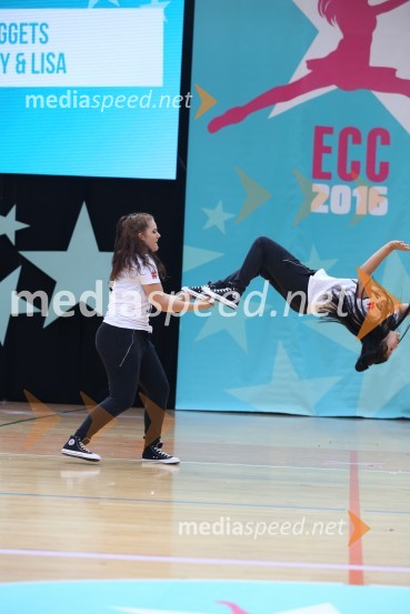 NUGGETS, Sandy and Lisa