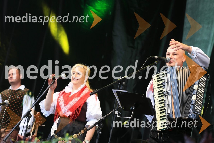  Jelka Hafner, Igor in Zlati zvoki;  Igor Podpečan, Igor in Zlati zvokiLaško Pivo in cvetje 2016, petek