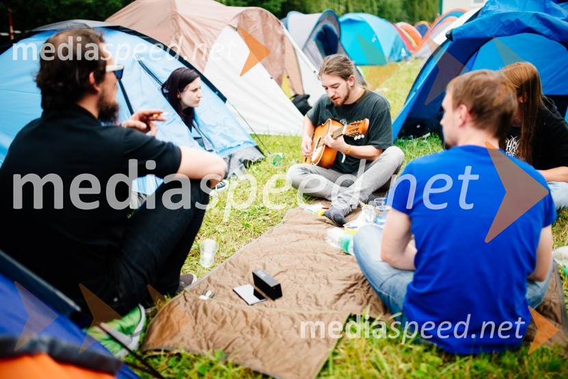 Pivo in cvetje 2016 - kamp JagočeLaško Pivo in cvetje 2016, petek