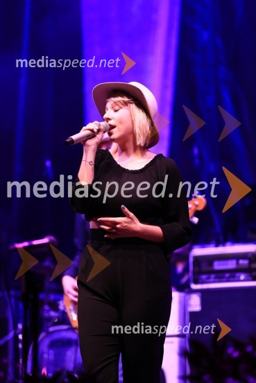  Manuela Brečko - Manuella, pevka, ManuEllaLaško Pivo in cvetje 2016, petek