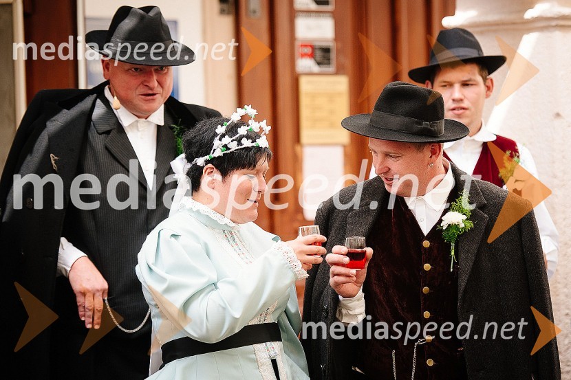 Ohcet po starih šegahLaško Pivo in cvetje 2016, nedelja