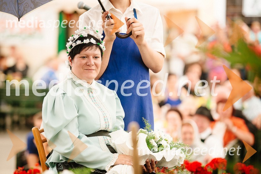 Ohcet po starih šegahLaško Pivo in cvetje 2016, nedelja