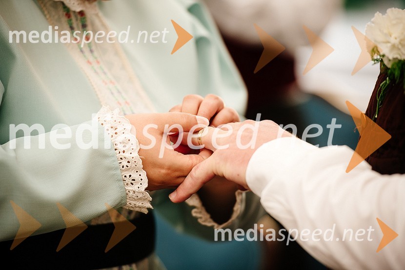 Ohcet po starih šegahLaško Pivo in cvetje 2016, nedelja