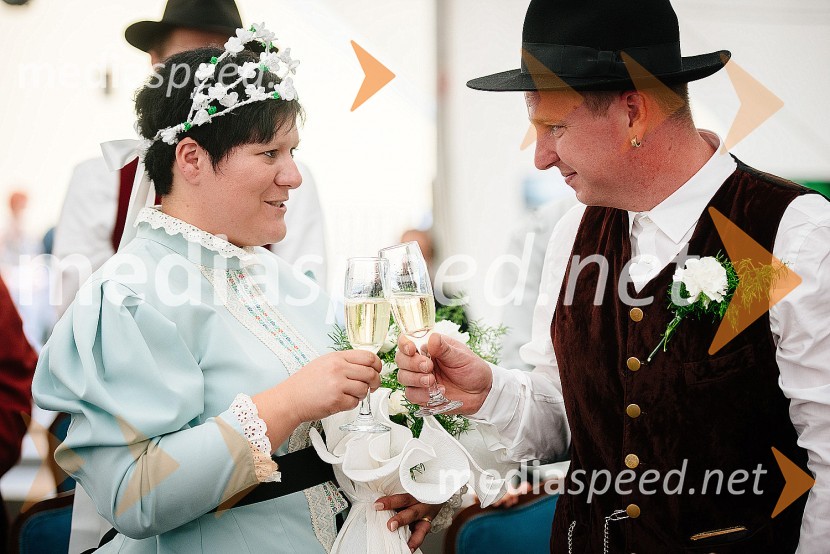 Ohcet po starih šegahLaško Pivo in cvetje 2016, nedelja