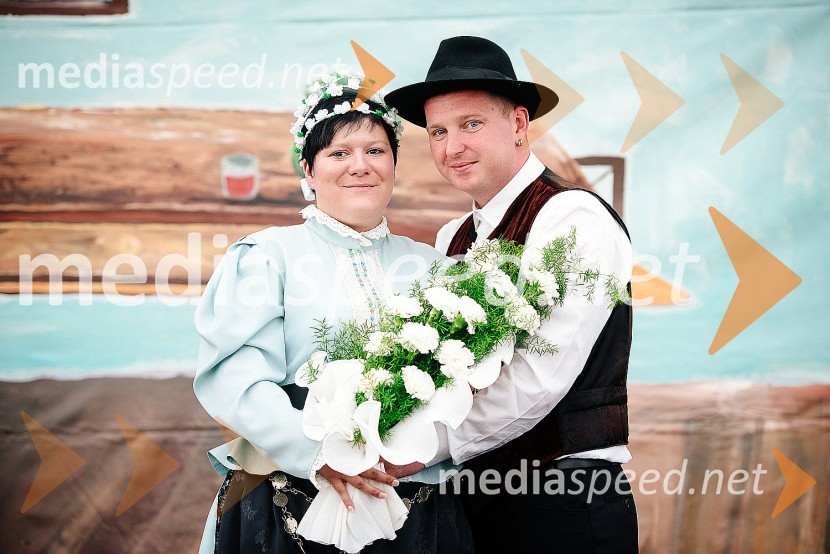 Ohcet po starih šegahLaško Pivo in cvetje 2016, nedelja