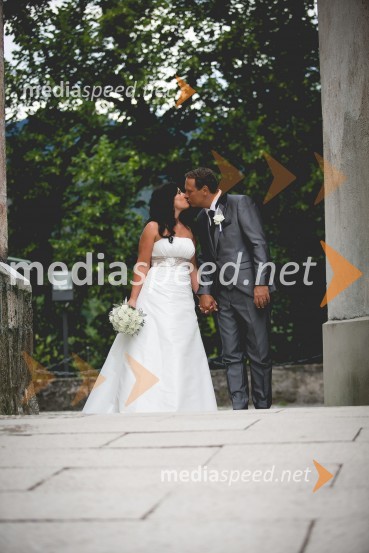  Sonja Vizjak, ustanoviteljica in partnerica AV.consulting; dr. Andrej Vizjak, ustanovitelj in partner AV.consultingPoroka Sonja Bajc in Andrej Vizjak