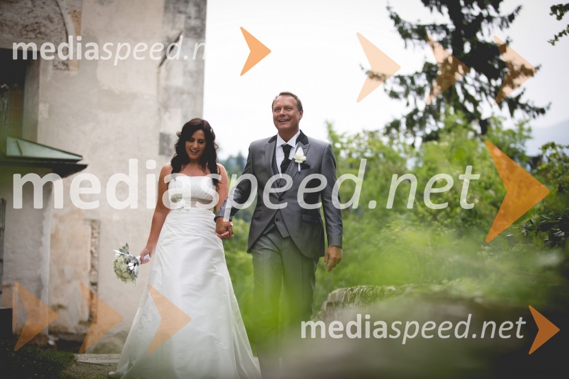  Sonja Vizjak, ustanoviteljica in partnerica AV.consulting; dr. Andrej Vizjak, ustanovitelj in partner AV.consultingPoroka Sonja Bajc in Andrej Vizjak