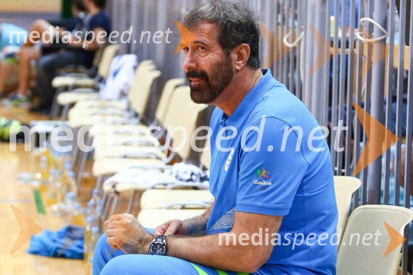   Veselin Vujović, selektor, Rokometna reprezentance SlovenijePrijateljska rokometna tekma med Slovenijo in Hrvaško