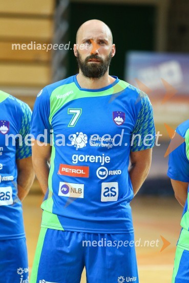  Vid Kavtičnik, rokometašPrijateljska rokometna tekma med Slovenijo in Hrvaško