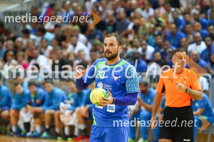  Uroš Zorman, rokometašPrijateljska rokometna tekma med Slovenijo in Hrvaško