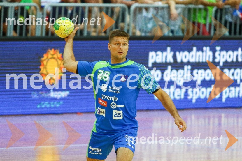  Marko Bezjak, rokometašPrijateljska rokometna tekma med Slovenijo in Hrvaško