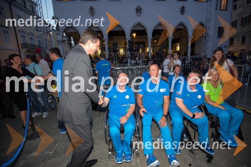  Borut Pahor, predsednik Republike Slovenije;  ... ;  ... ;  ... ;  ... Predstavitev olimpijske reprezentance Slovenije - Rio 2016