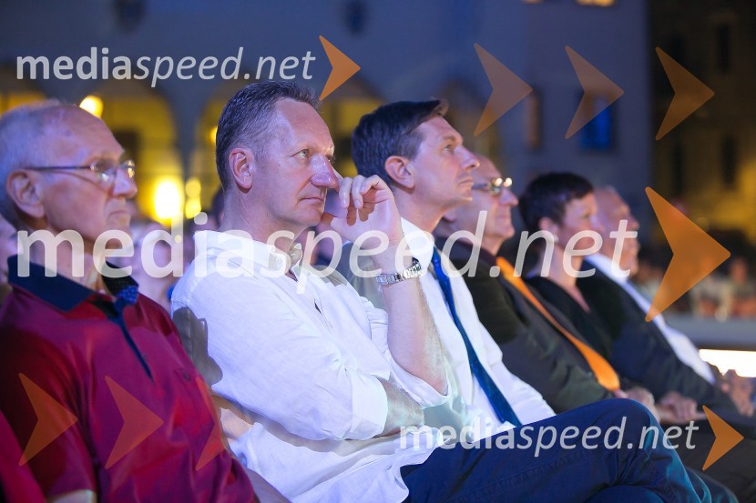  Miroslav Cerar, nekdanji gimnastičar, predsednik Odbora za podeljevanje Bloudkovih priznanj;  Boris Popovič, župan Kopra;  Borut Pahor, predsednik Republike SlovenijePredstavitev olimpijske reprezentance Slovenije - Rio 2016