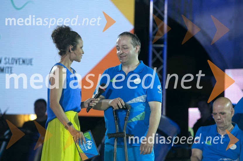  Andreja Okorn, voditeljica;  ... Predstavitev olimpijske reprezentance Slovenije - Rio 2016
