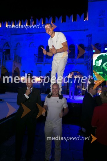  Borut Pahor, predsednik Republike Slovenije;  Filip Kržišnik, F&B Acrobatics;  Blaž Slanič, F&B AcrobaticsPredstavitev olimpijske reprezentance Slovenije - Rio 2016