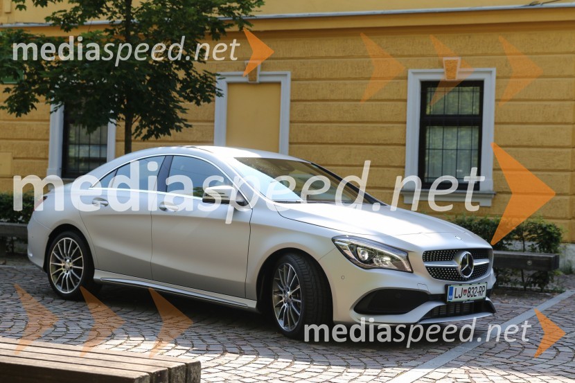 Prenovljena Mercedes-Benz CLA kupe in CLA Shooting BrakeMercedes-Benz CLA kupe in CLA Shooting Brake, slovenska predstavitev
