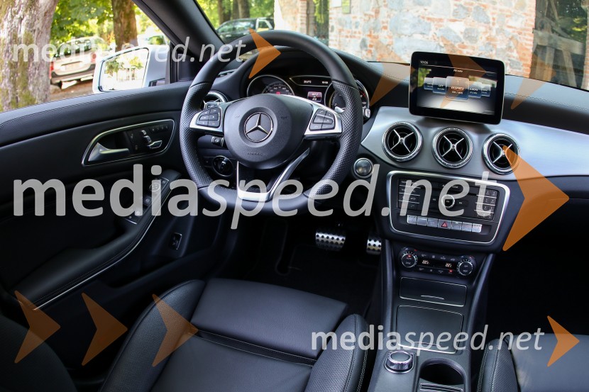 Prenovljena Mercedes-Benz CLA kupe in CLA Shooting BrakeMercedes-Benz CLA kupe in CLA Shooting Brake, slovenska predstavitev