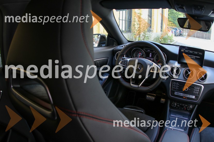 Prenovljena Mercedes-Benz CLA kupe in CLA Shooting BrakeMercedes-Benz CLA kupe in CLA Shooting Brake, slovenska predstavitev