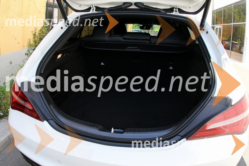 Prenovljena Mercedes-Benz CLA kupe in CLA Shooting BrakeMercedes-Benz CLA kupe in CLA Shooting Brake, slovenska predstavitev