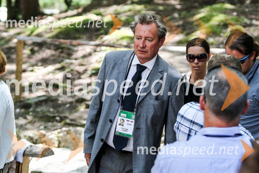  Vladimir  Rukavina Gogo, direktor Narodnega doma Maribor ter direktor Festivala Lent Slovesnost ob 100. obletnici Ruske kapelice