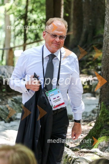  Janez  Škrabec, direktor Riko d.o.o., predsednik Slovensko-ruskega poslovnega sveta, častni konzul BelorusijeSlovesnost ob 100. obletnici Ruske kapelice