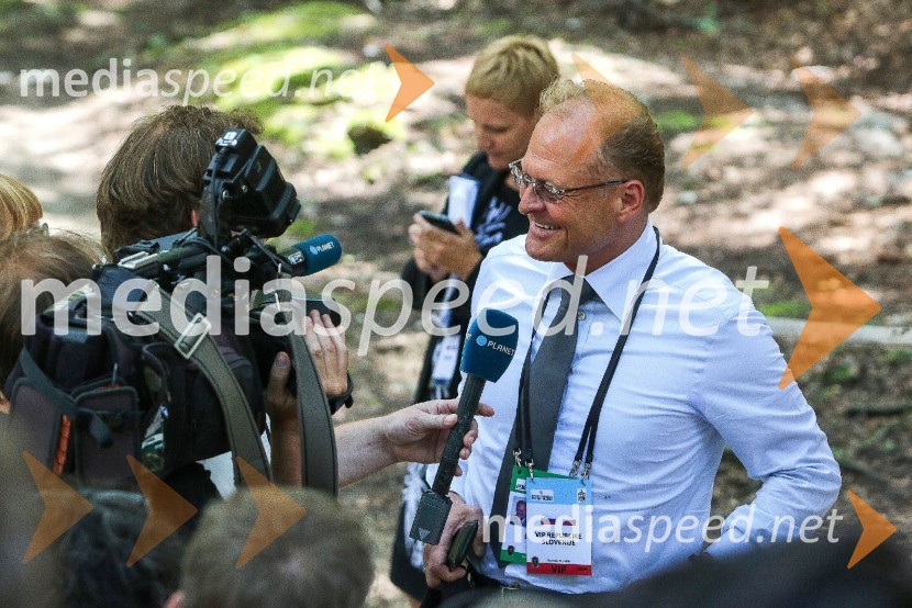  Janez  Škrabec, direktor Riko d.o.o., predsednik Slovensko-ruskega poslovnega sveta, častni konzul BelorusijeSlovesnost ob 100. obletnici Ruske kapelice