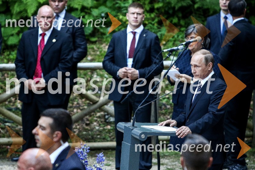  Vladimir Putin, predsednik Ruske federacijeSlovesnost ob 100. obletnici Ruske kapelice