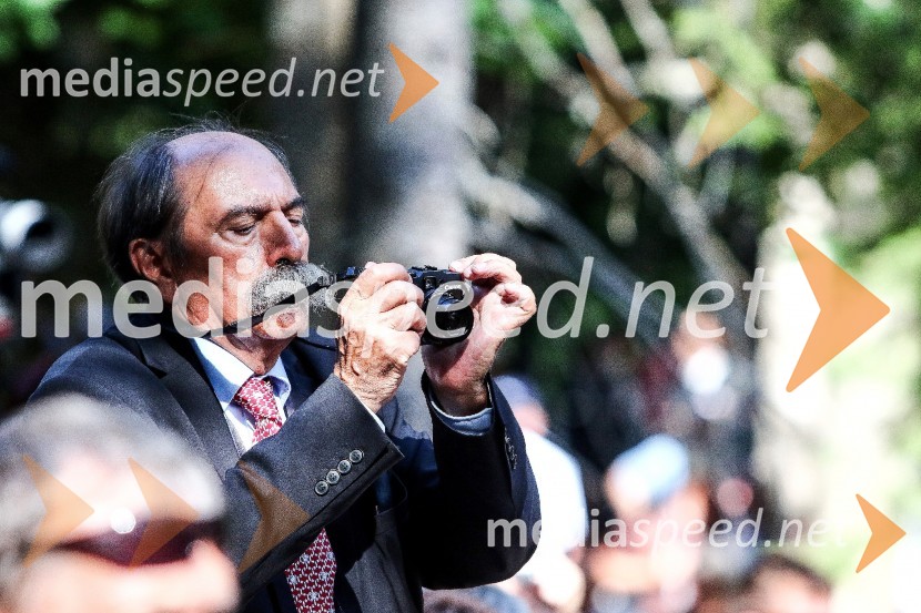  Marijan Zlobec, novinarSlovesnost ob 100. obletnici Ruske kapelice