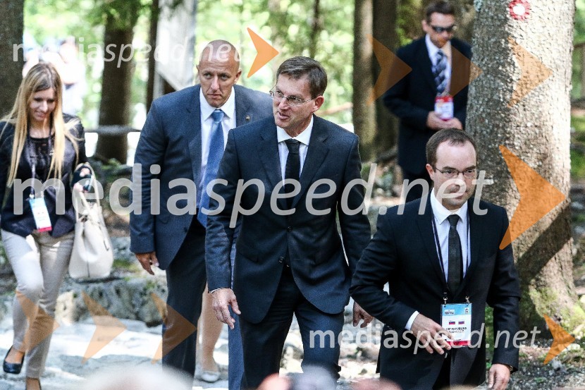 prof. dr. Miro Cerar, predsednik vlade Republike SlovenijeSlovesnost ob 100. obletnici Ruske kapelice