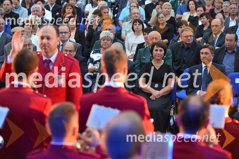 mag. Vesna Jerala Zver, županja, Občina Turnišče;  Borut Pahor, predsednik Republike SlovenijeProslava ob obletnici združitve prekmurskih Slovencev z matičnim narodom