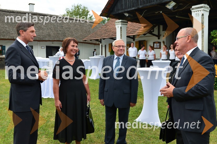  Borut Pahor, predsednik Republike Slovenije; mag. Vesna Jerala Zver, županja, Občina Turnišče;  ... ;  ... ;  Jožef Horvat, poslanec stranke NSiProslava ob obletnici združitve prekmurskih Slovencev z matičnim narodom