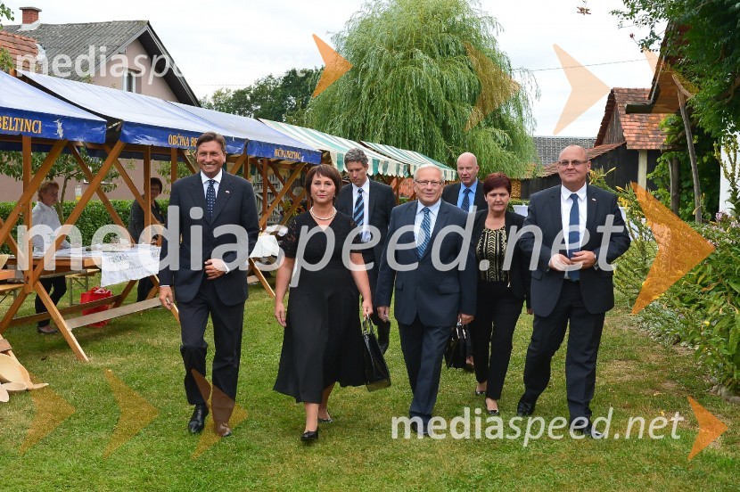  Borut Pahor, predsednik Republike Slovenije; mag. Vesna Jerala Zver, županja, Občina Turnišče;  ... ;  ... ;  Jožef Horvat, poslanec stranke NSiProslava ob obletnici združitve prekmurskih Slovencev z matičnim narodom