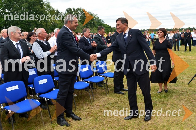 mag. Dejan Židan, minister za kmetijstvo, gozdarstvo in prehrano, predsednik stranke SD;  Borut Pahor, predsednik Republike SlovenijeProslava ob obletnici združitve prekmurskih Slovencev z matičnim narodom