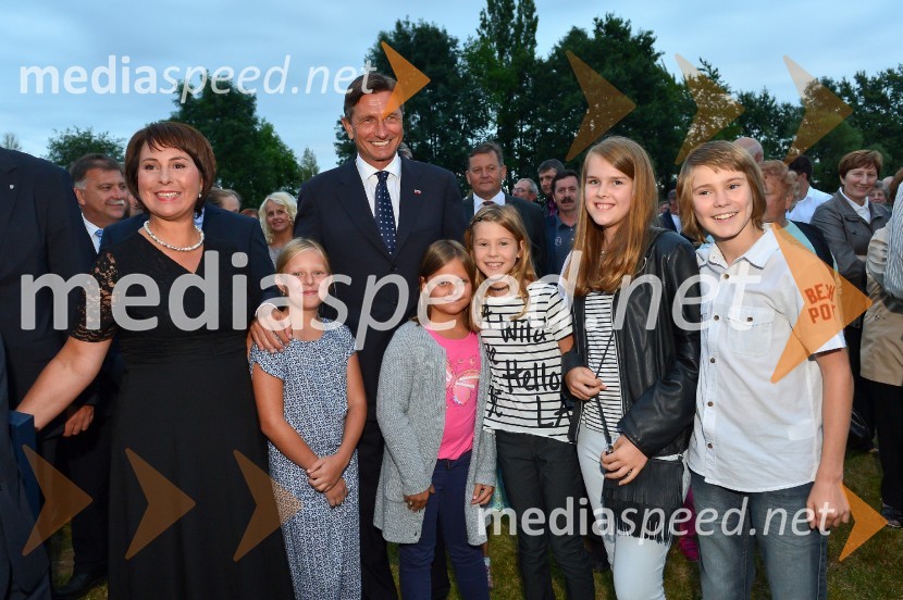 mag. Vesna Jerala Zver, županja, Občina Turnišče;  ... ;  Borut Pahor, predsednik Republike Slovenije;  ... ;  ... ;  ... ;  ... Proslava ob obletnici združitve prekmurskih Slovencev z matičnim narodom